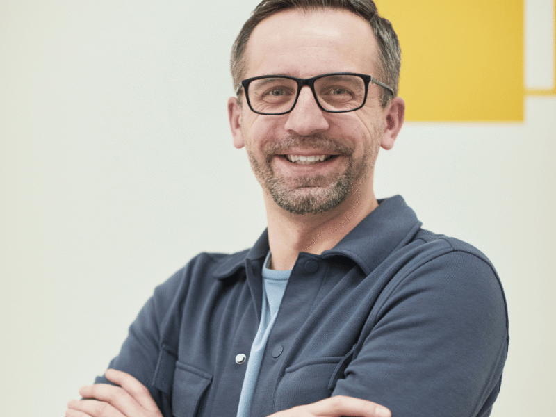 Luis Perez M
